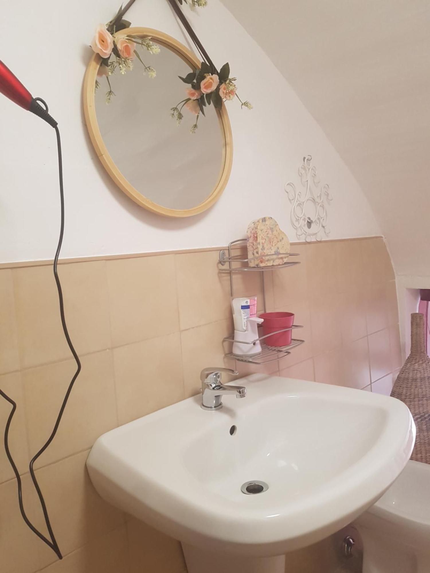Affittacamere Il Labirinto Bisceglie Luaran gambar